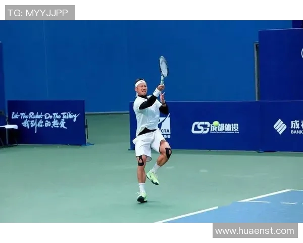 深圳网球队与成都网球队赛后复盘团队协作的成功与不足分析 深圳网球队与成都网球队赛后复盘团队协作的成功与不足分析