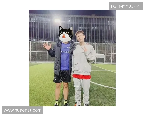 当普通路人意外邂逅足球明星瞬间的感动与惊喜 当普通路人意外邂逅足球明星瞬间的感动与惊喜