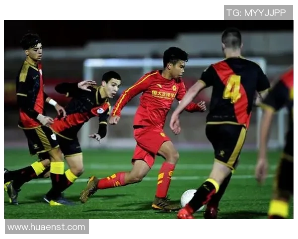 杭州足球队在大师赛中的默契配合与战术执行分析 杭州足球队在大师赛中的默契配合与战术执行分析