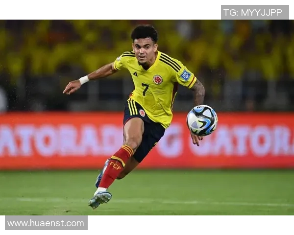 深圳足球队以51分领跑世界锦标赛积分榜展现强劲实力 深圳足球队以51分领跑世界锦标赛积分榜展现强劲实力